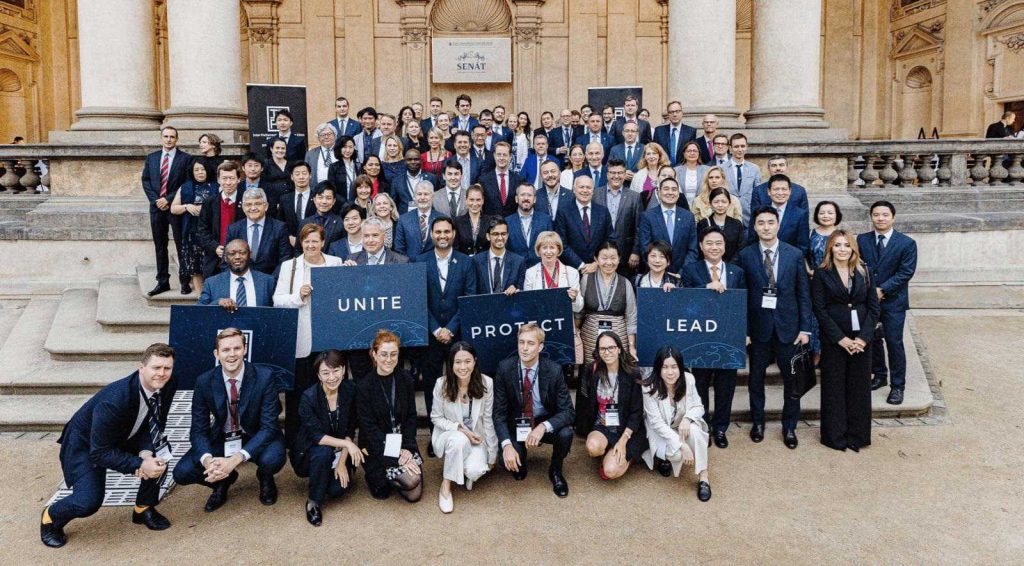 INTERNATIONAL LAWMAKERS ATTEND MAJOR SUMMIT IN TAIPEI