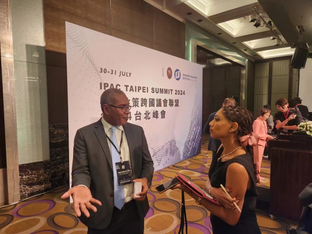 The Diplomatic Balancing Act of Solomon Islands Politician Peter Kenilorea