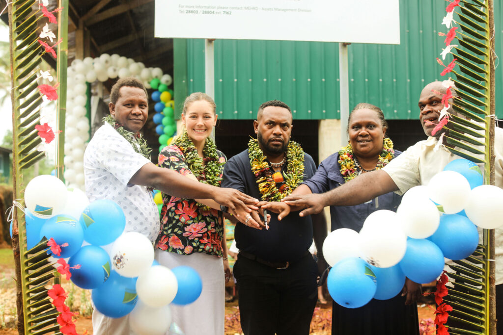 Australia and New Zealand handover new classroom building to Hunanawa CHS